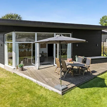 Stunning In With House Sea View Aabenraa